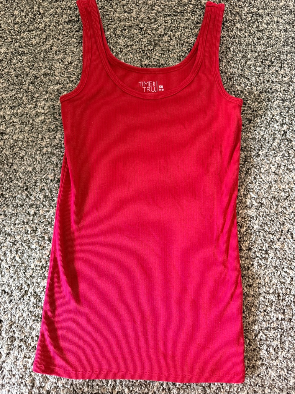 Time and Tru Bright Red Ribbed Scoop Tank